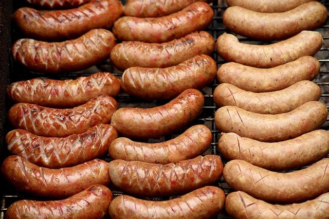 types de saucisses avec un poussoir à saucisse